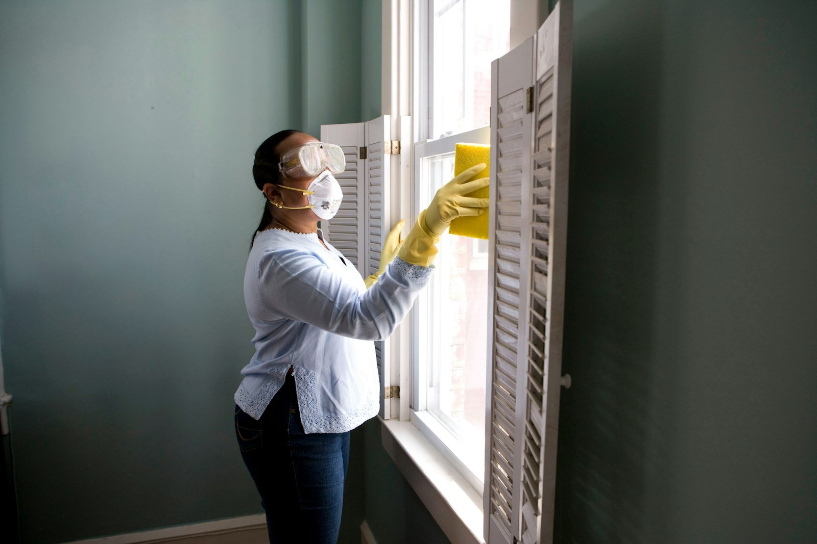 Carpet cleaning supplies in use